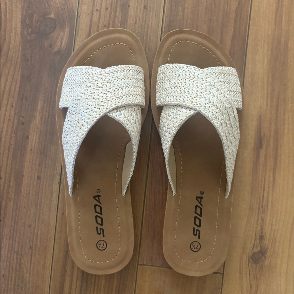 Soda Women's Tan and Cream Woven Sandals